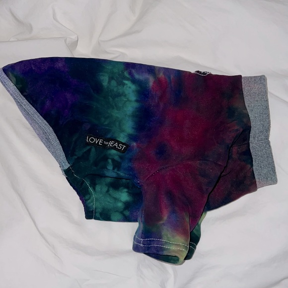 Love Thy Beast Tie Dye Doggy Tee, Deep Sea Tee in Small - Picture 5 of 6